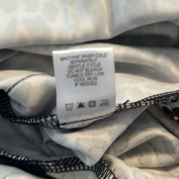 Messini Leopard Print Pleated Stretch A-Line Skirt Size Medium NWT - Picture 8 of 8